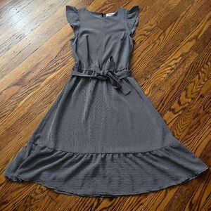 Monteau Los Angeles Grey Knee Length Striped Nautical Casual Dress Women’s S